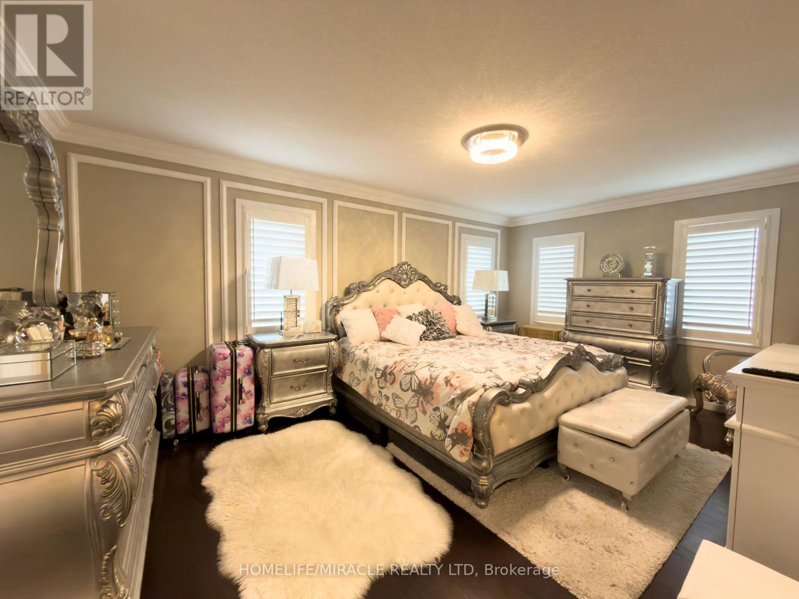 404 Queen Mary Drive, Brampton, Ontario  L7A 4K4 - Photo 20 - W12458377