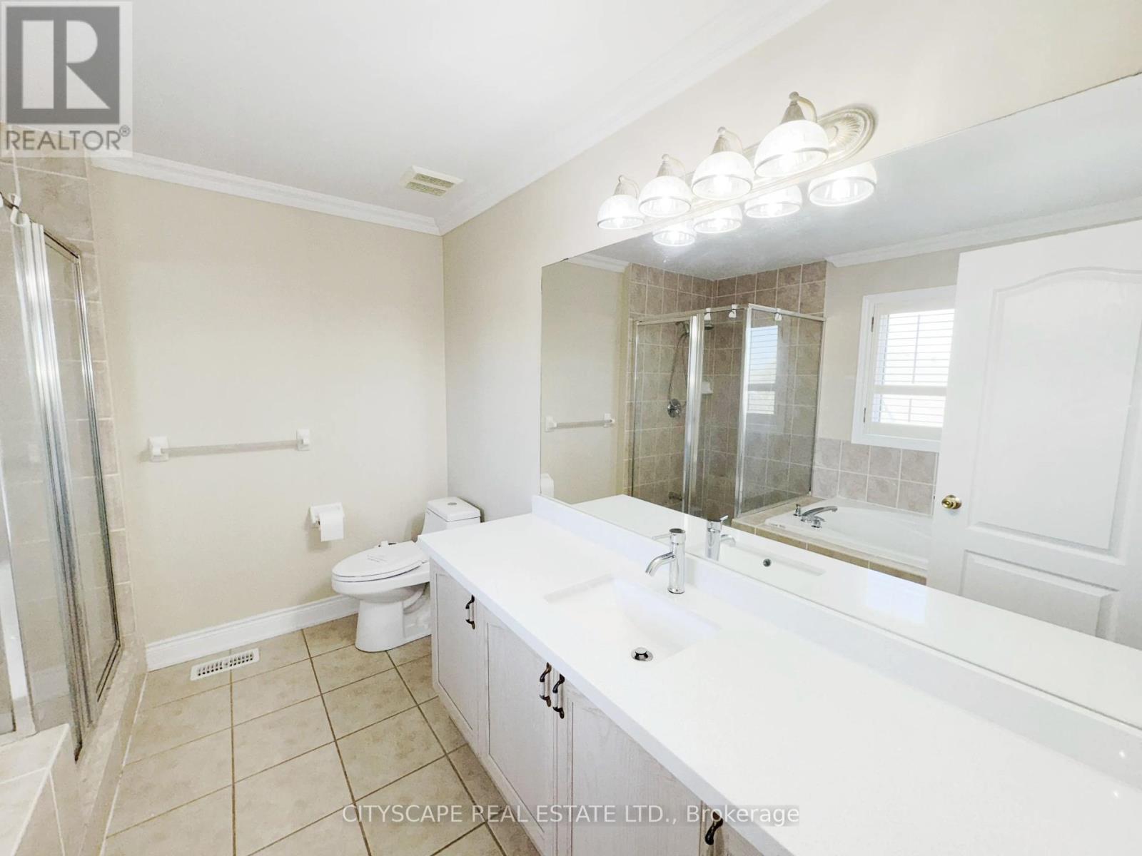 23 Brentcliff Drive, Brampton, Ontario  L7A 5E8 - Photo 23 - W12458381