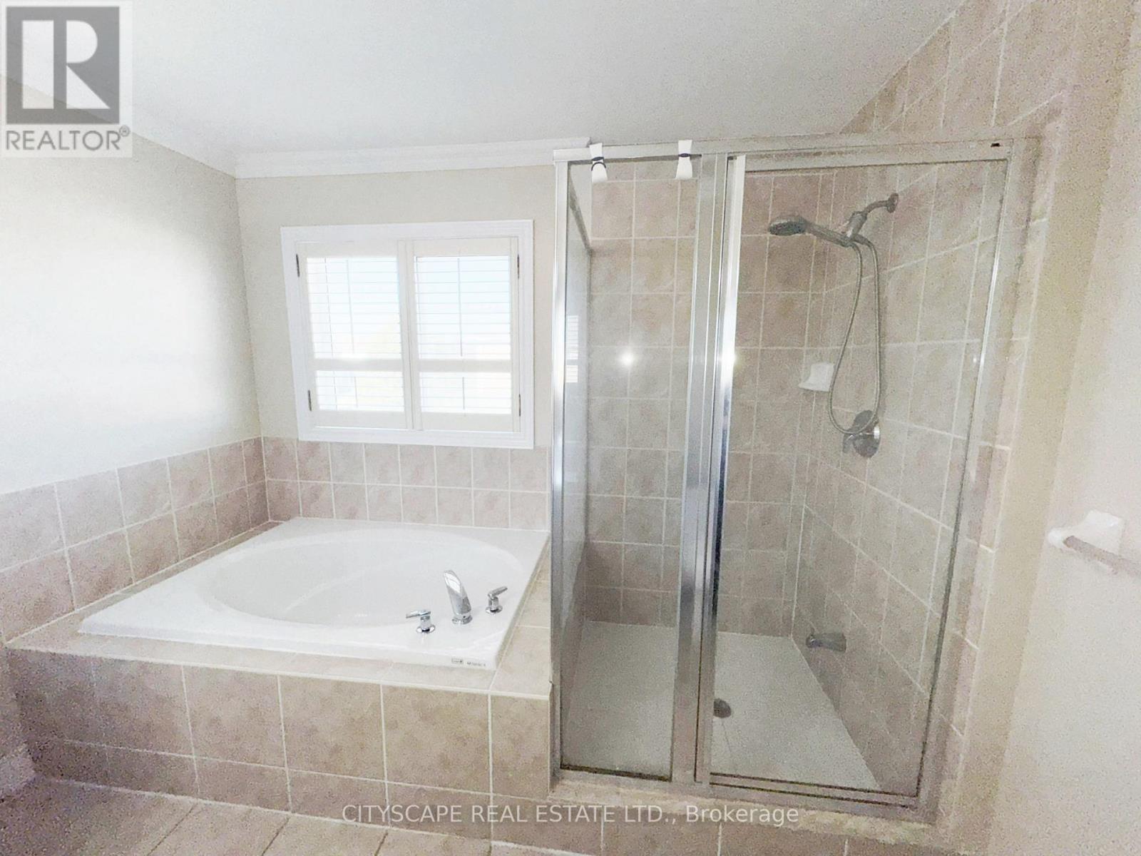 23 Brentcliff Drive, Brampton, Ontario  L7A 5E8 - Photo 25 - W12458381