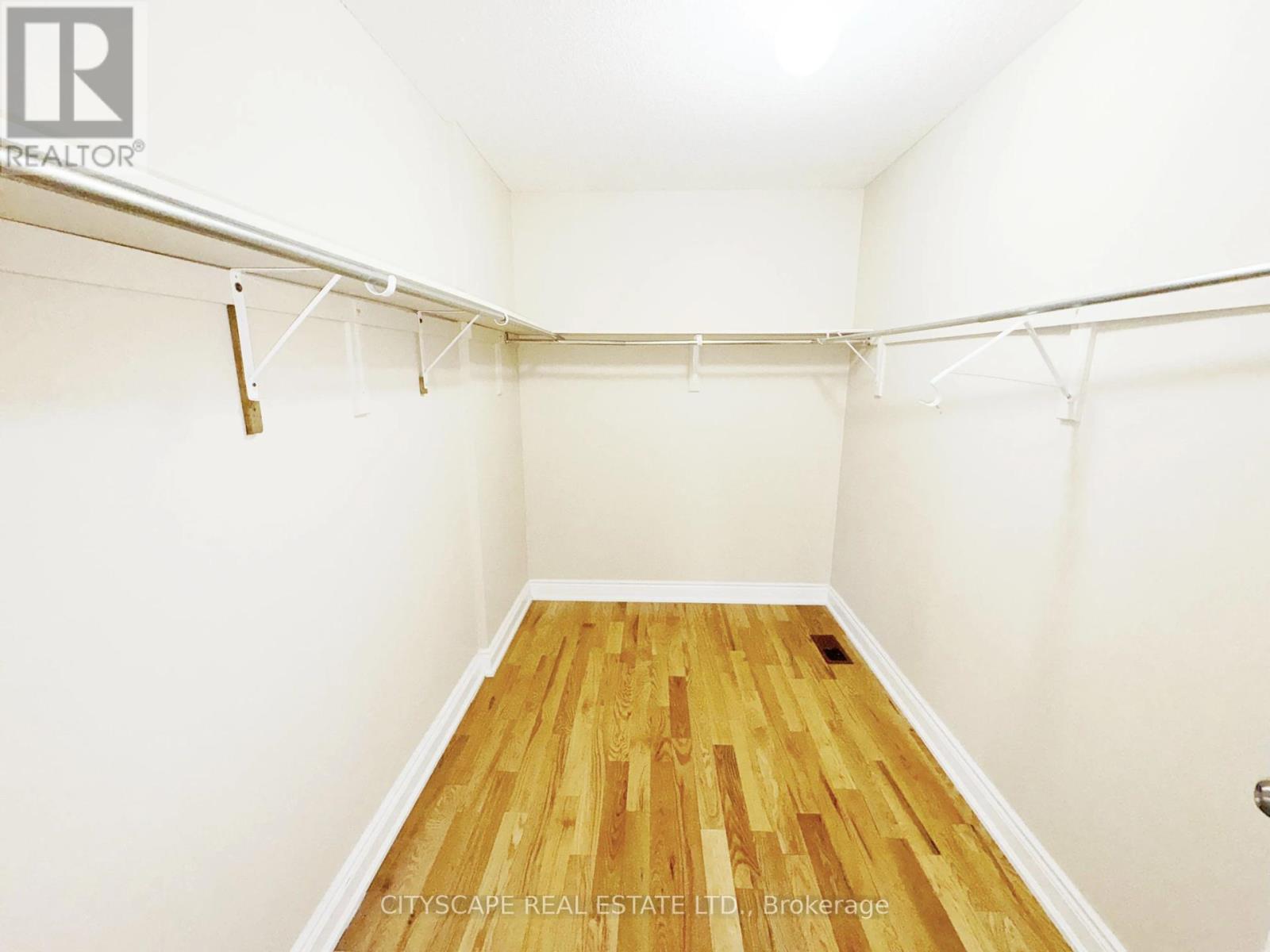 23 Brentcliff Drive, Brampton, Ontario  L7A 5E8 - Photo 26 - W12458381