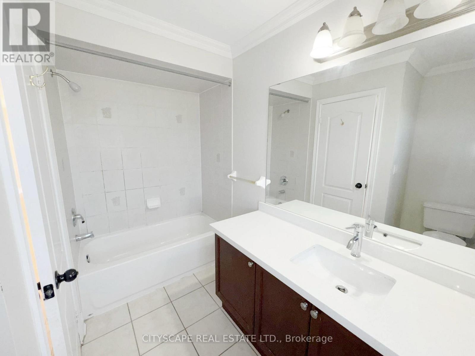 23 Brentcliff Drive, Brampton, Ontario  L7A 5E8 - Photo 32 - W12458381