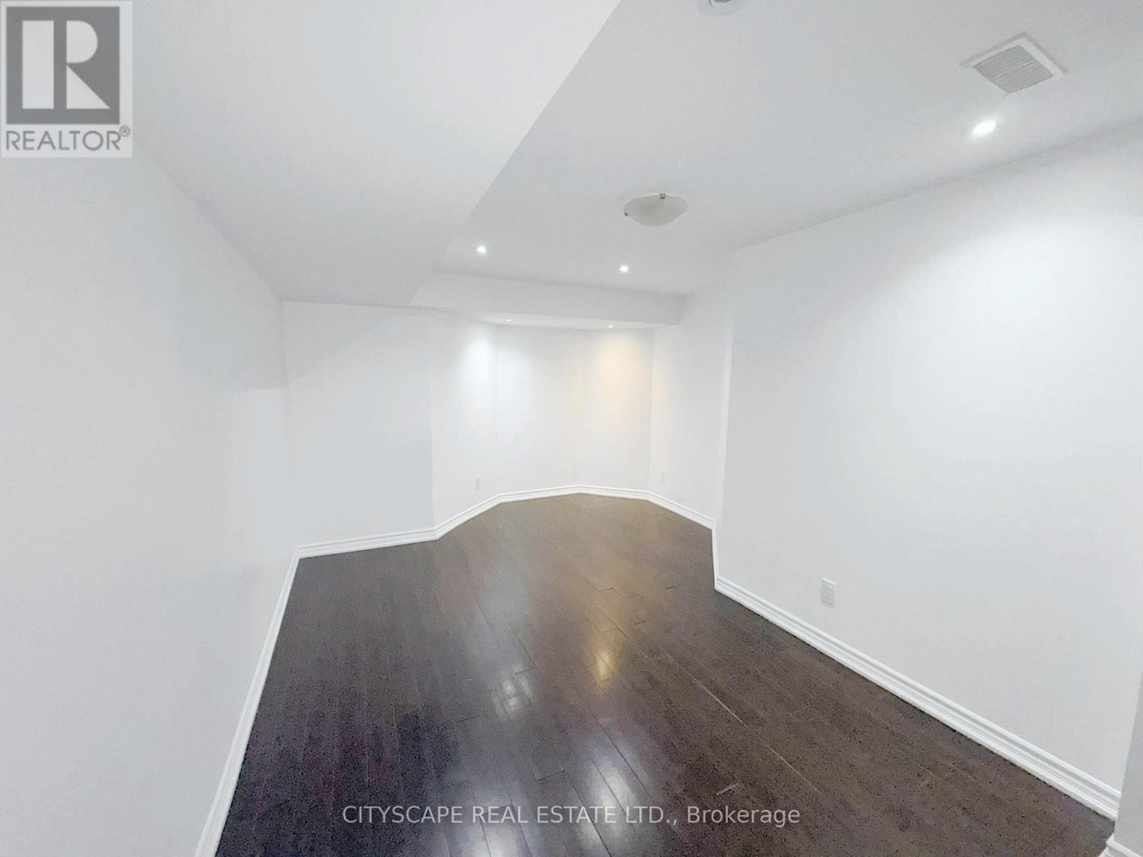 23 Brentcliff Drive, Brampton, Ontario  L7A 5E8 - Photo 36 - W12458381