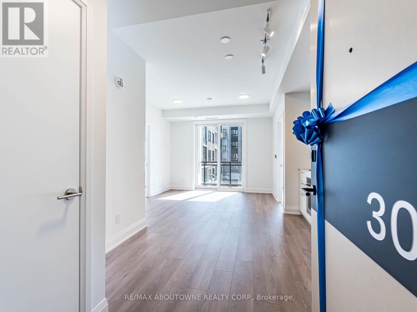 308 - 3250 Carding Mill Trail, Oakville, Ontario  L6M 1L3 - Photo 13 - W12458382