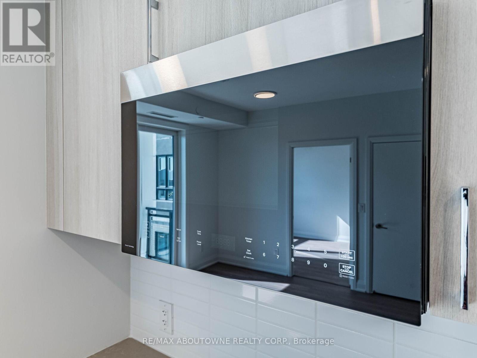 308 - 3250 Carding Mill Trail, Oakville, Ontario  L6M 1L3 - Photo 21 - W12458382