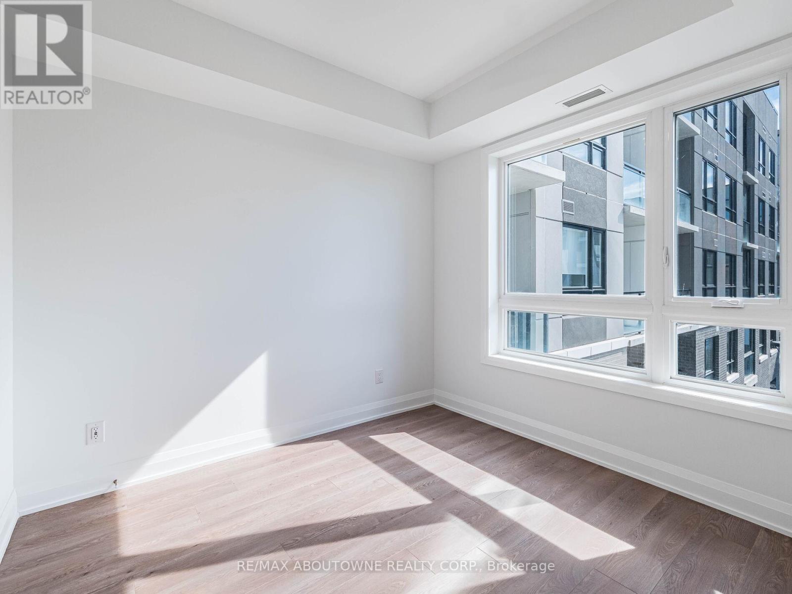 308 - 3250 Carding Mill Trail, Oakville, Ontario  L6M 1L3 - Photo 37 - W12458382