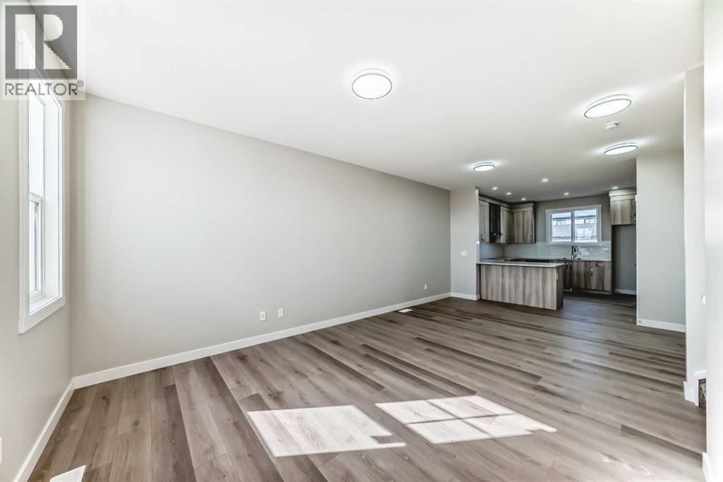 156 Belvedere Park Se, Calgary, Alberta  T2A 8A1 - Photo 17 - A2258919