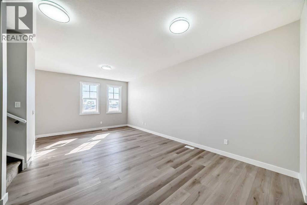 156 Belvedere Park Se, Calgary, Alberta  T2A 8A1 - Photo 11 - A2258919
