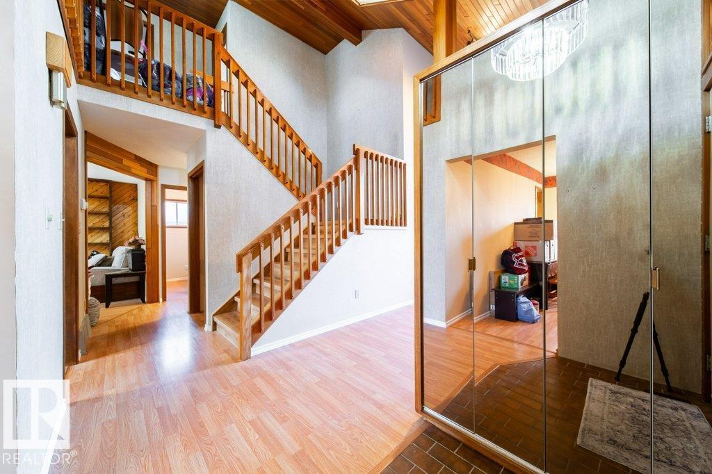 8610 152b Av Nw, Edmonton, Alberta  T5E 6H2 - Photo 2 - E4461826
