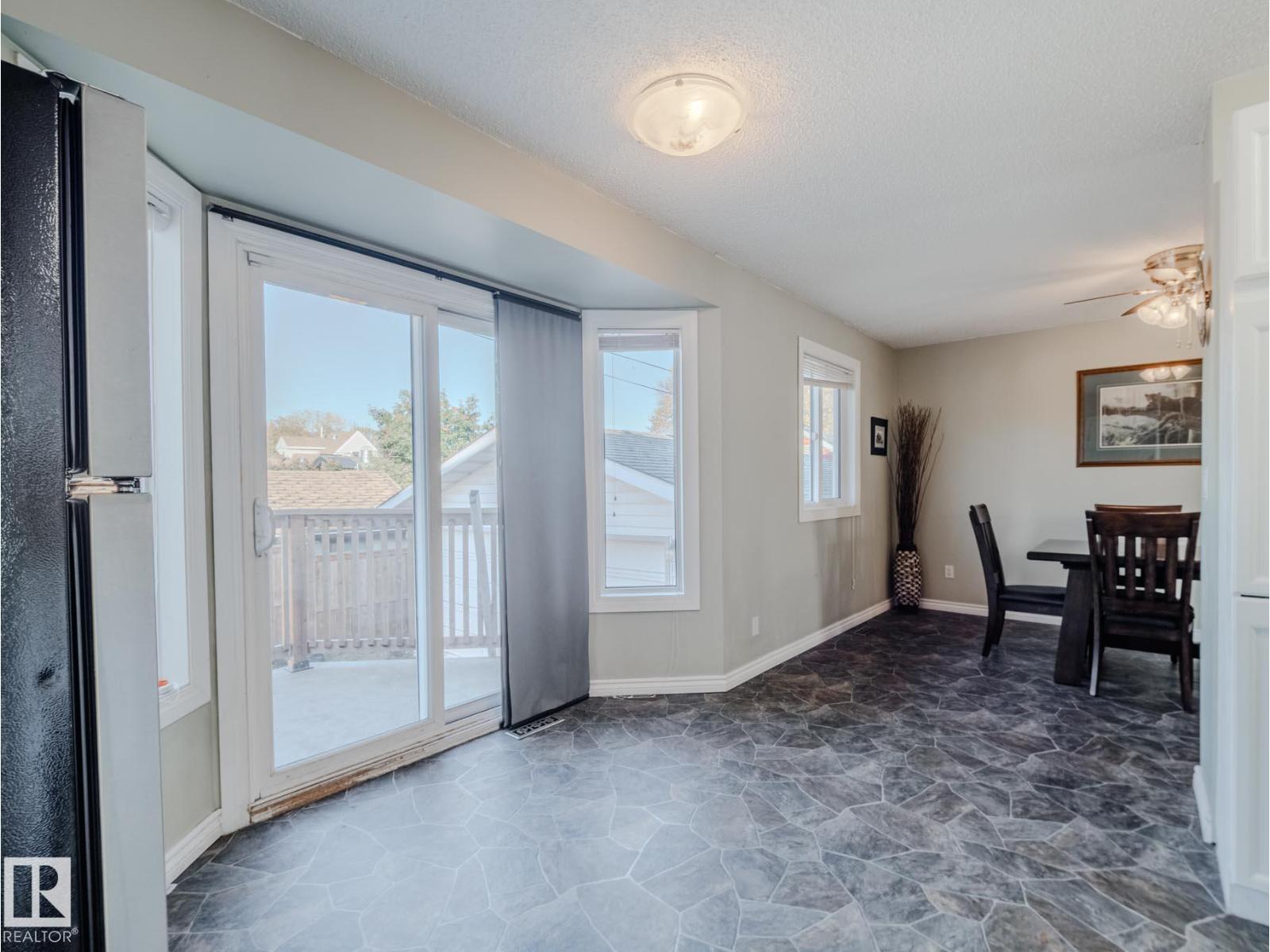 11410 46 St Nw, Edmonton, Alberta  T5W 5E4 - Photo 12 - E4461827