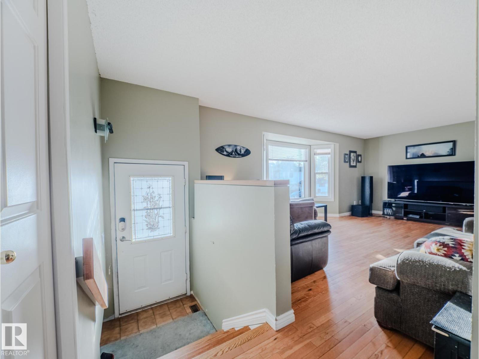 11410 46 St Nw, Edmonton, Alberta  T5W 5E4 - Photo 2 - E4461827