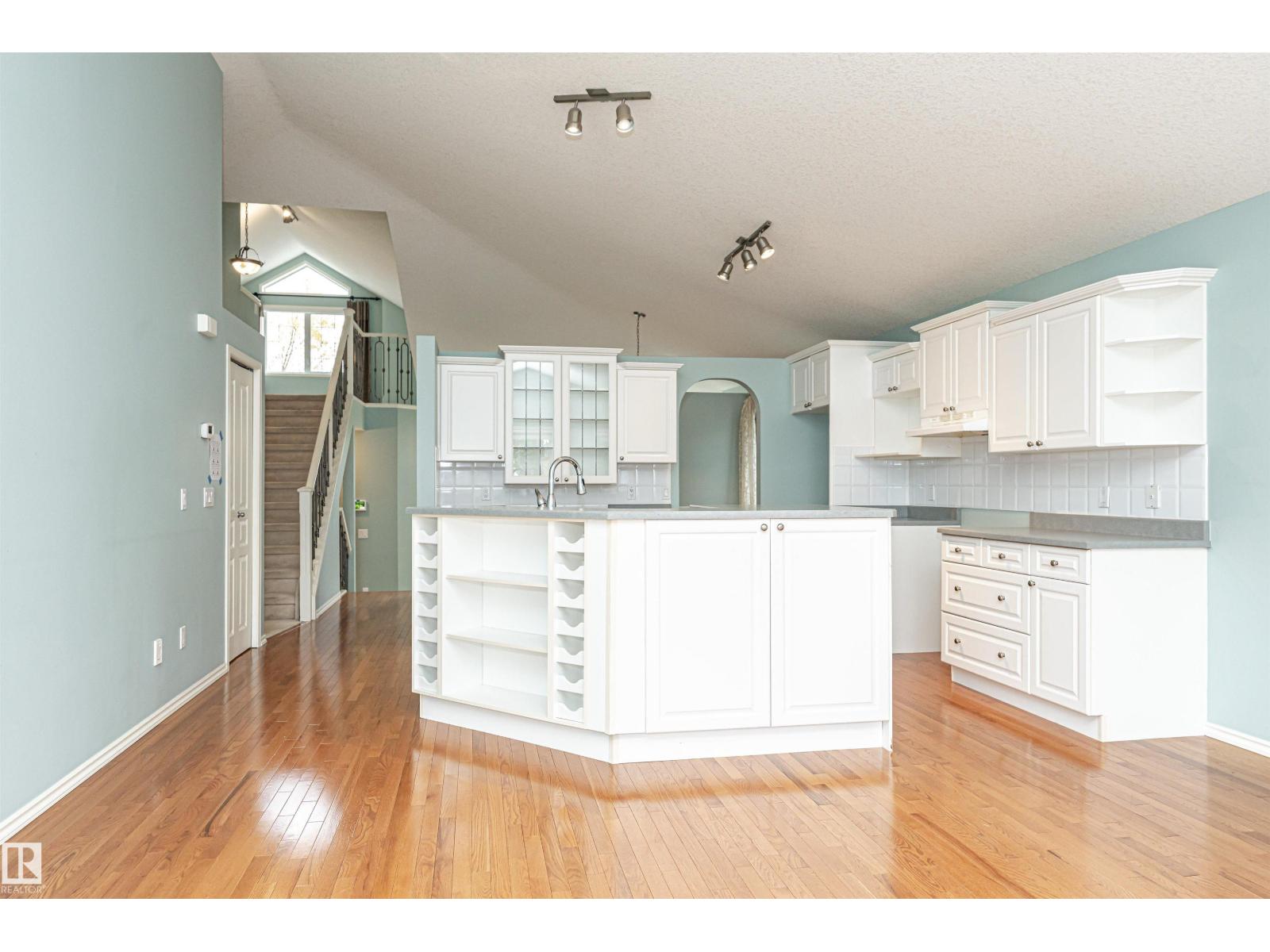 4728 188 St Nw, Edmonton, Alberta  T6M 2S2 - Photo 10 - E4461828