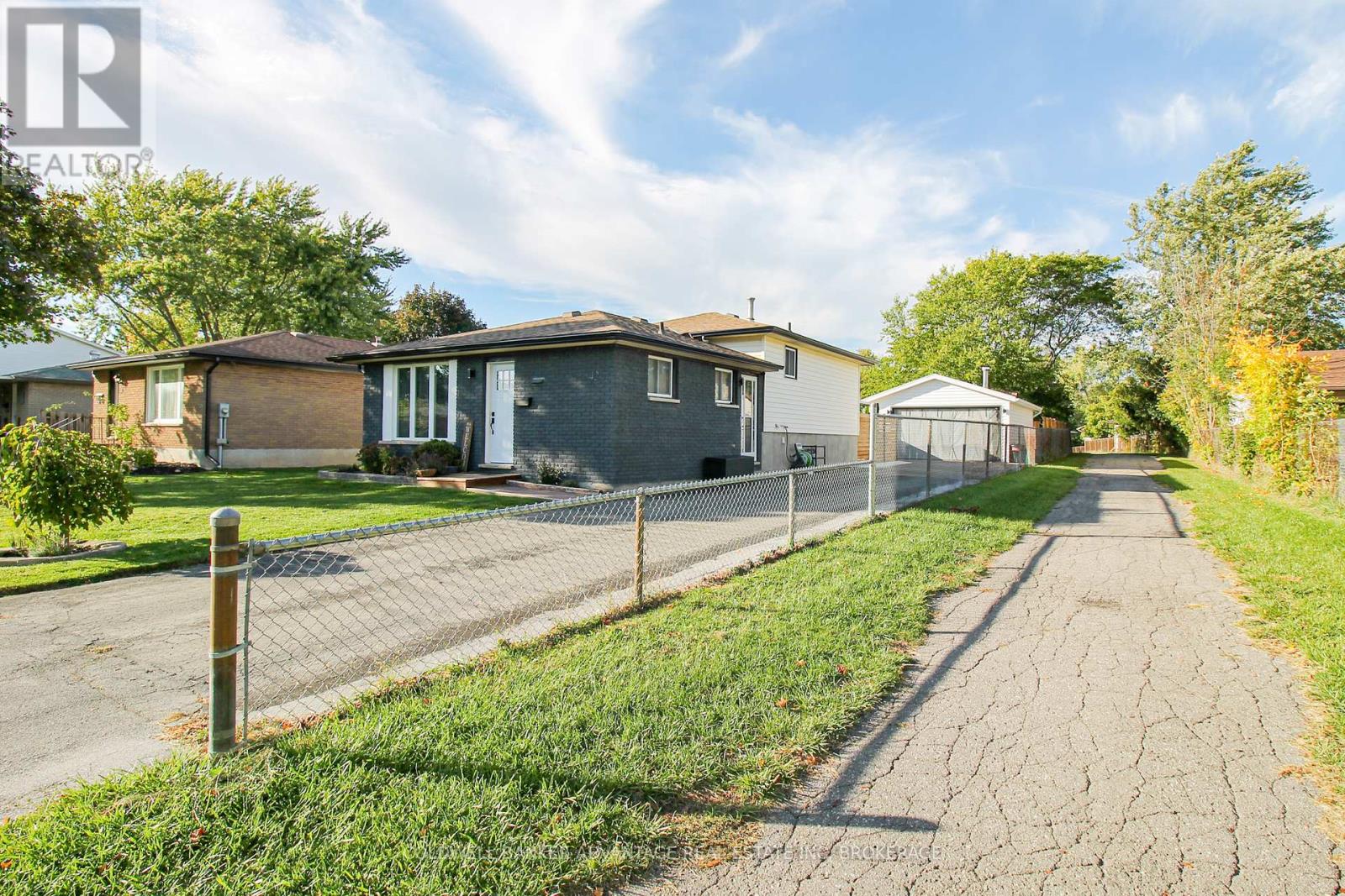 42 Newleaf Crescent, Welland, Ontario  L3C 6B4 - Photo 22 - X12458404
