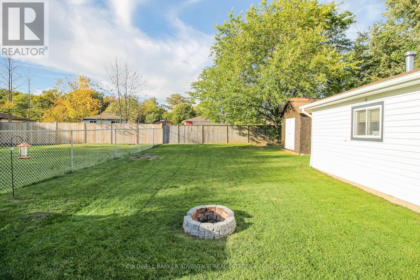 42 Newleaf Crescent, Welland, Ontario  L3C 6B4 - Photo 30 - X12458404
