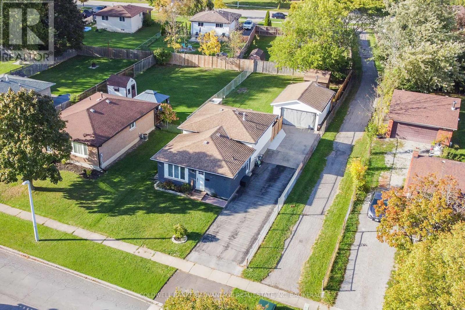 42 Newleaf Crescent, Welland, Ontario  L3C 6B4 - Photo 32 - X12458404