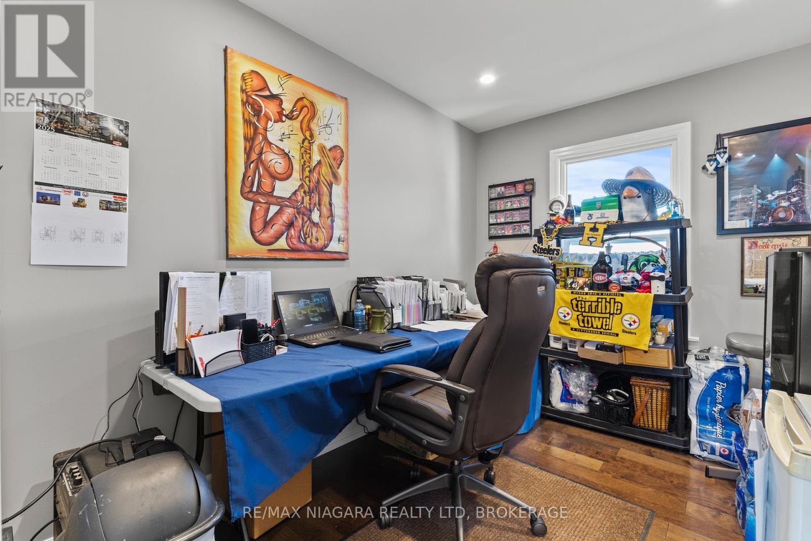35 Leeper Street, St. Catharines, Ontario  L2S 2N1 - Photo 15 - X12458409