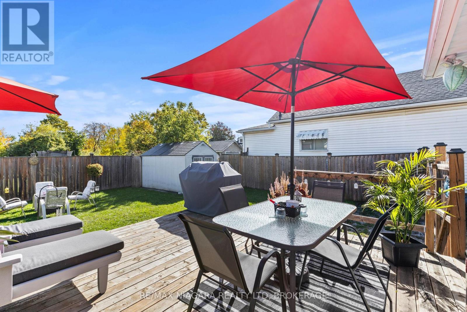 35 Leeper Street, St. Catharines, Ontario  L2S 2N1 - Photo 19 - X12458409