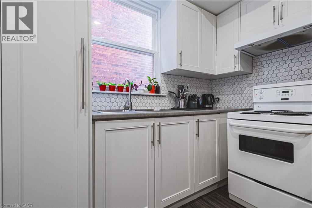 215 Mary Street, Hamilton, Ontario  L8L 4W2 - Photo 12 - 40778470