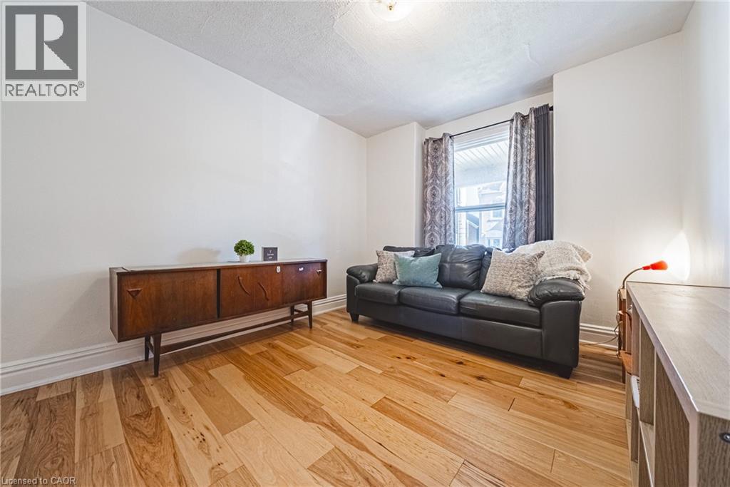 215 Mary Street, Hamilton, Ontario  L8L 4W2 - Photo 7 - 40778470