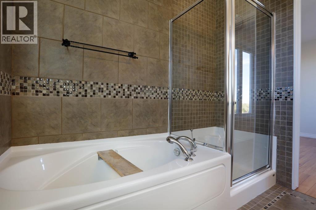 36 Cottonwood Crescent, Rosemary, Alberta  T0J 2W0 - Photo 18 - A2263260