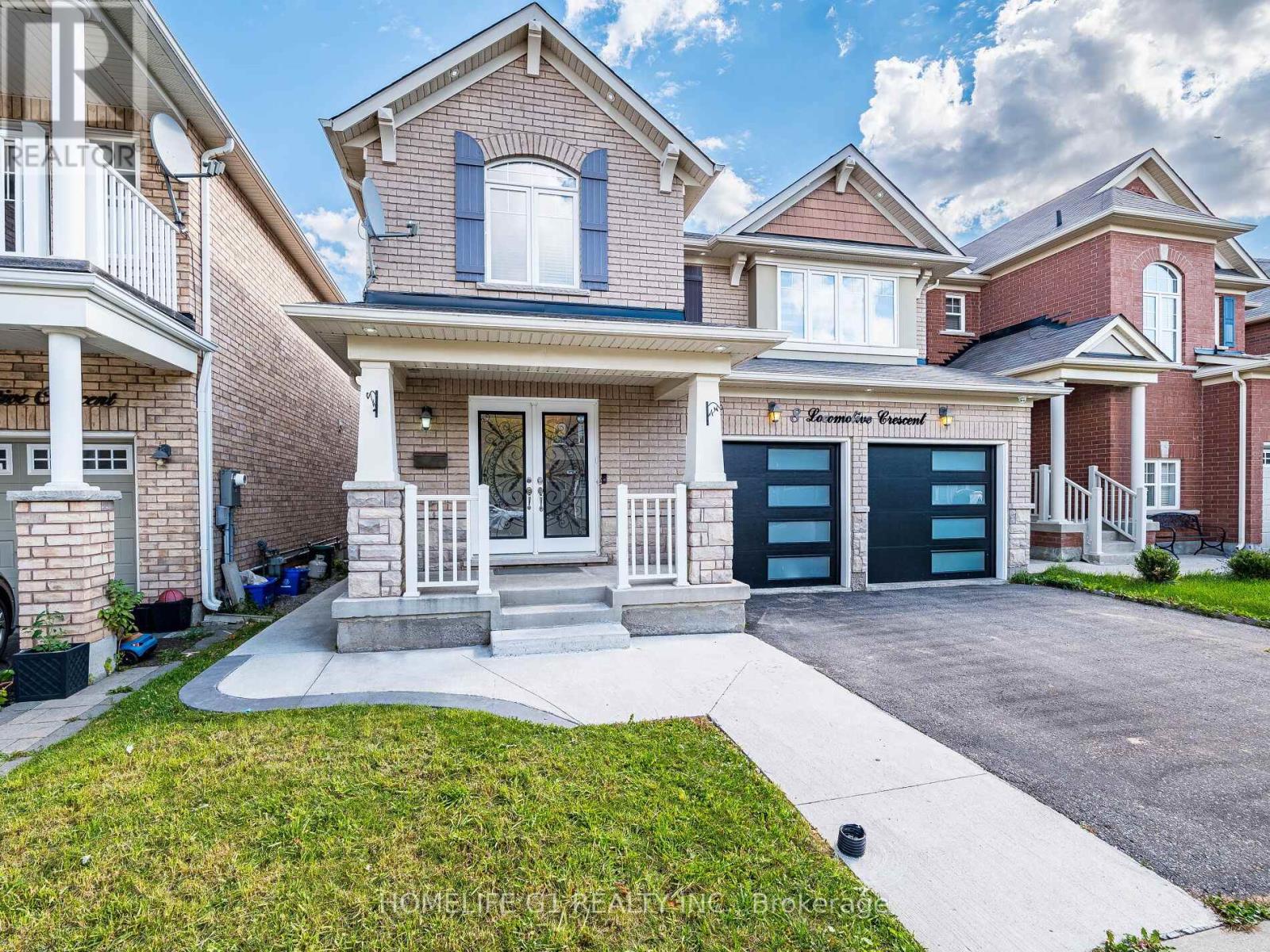 8 Locomotive Crescent, Brampton, Ontario  L7A 0T7 - Photo 2 - W12458380