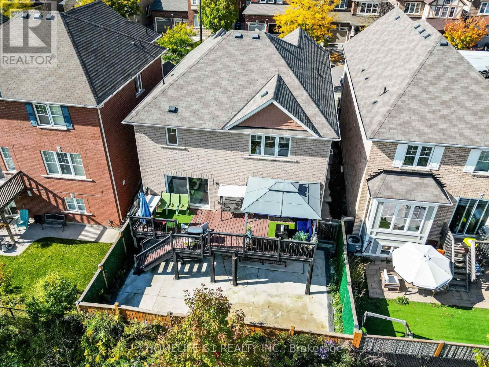 8 Locomotive Crescent, Brampton, Ontario  L7A 0T7 - Photo 43 - W12458380