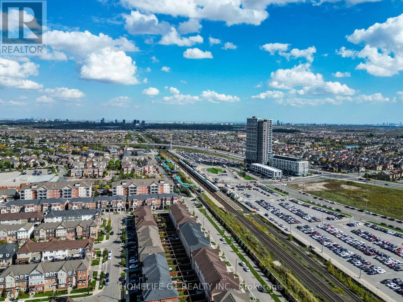 8 Locomotive Crescent, Brampton, Ontario  L7A 0T7 - Photo 45 - W12458380