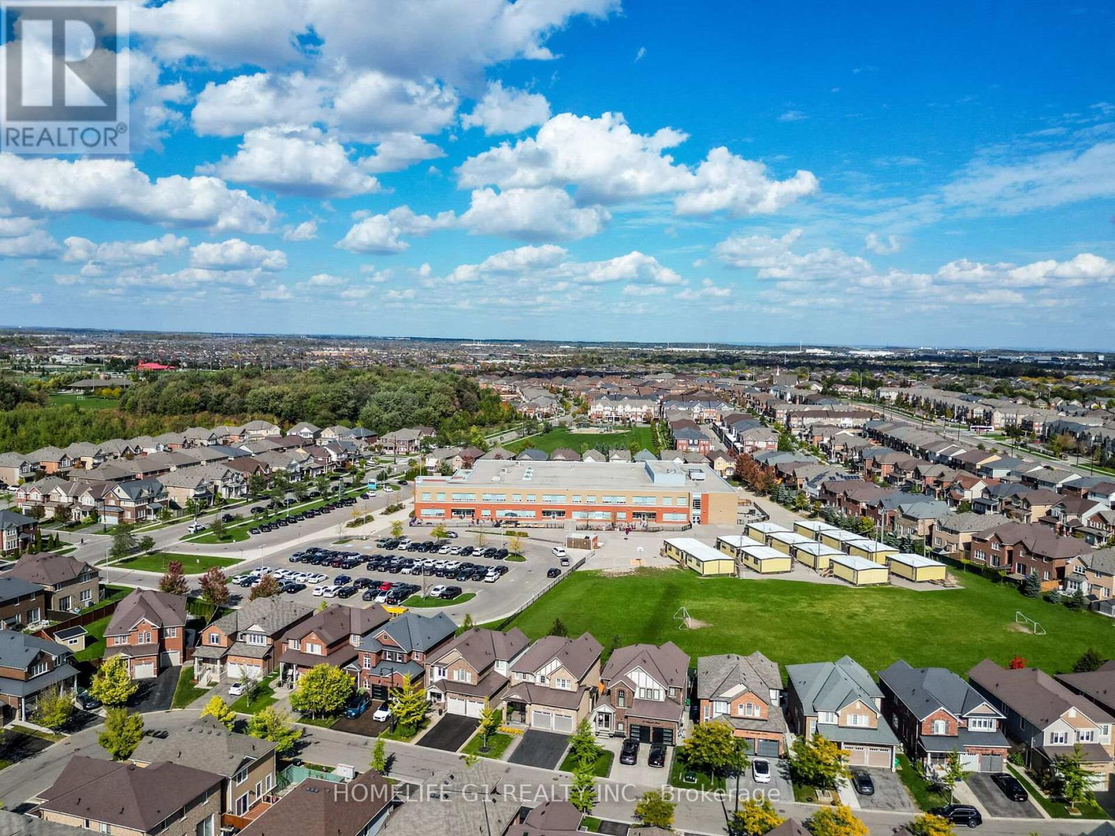 8 Locomotive Crescent, Brampton, Ontario  L7A 0T7 - Photo 44 - W12458380
