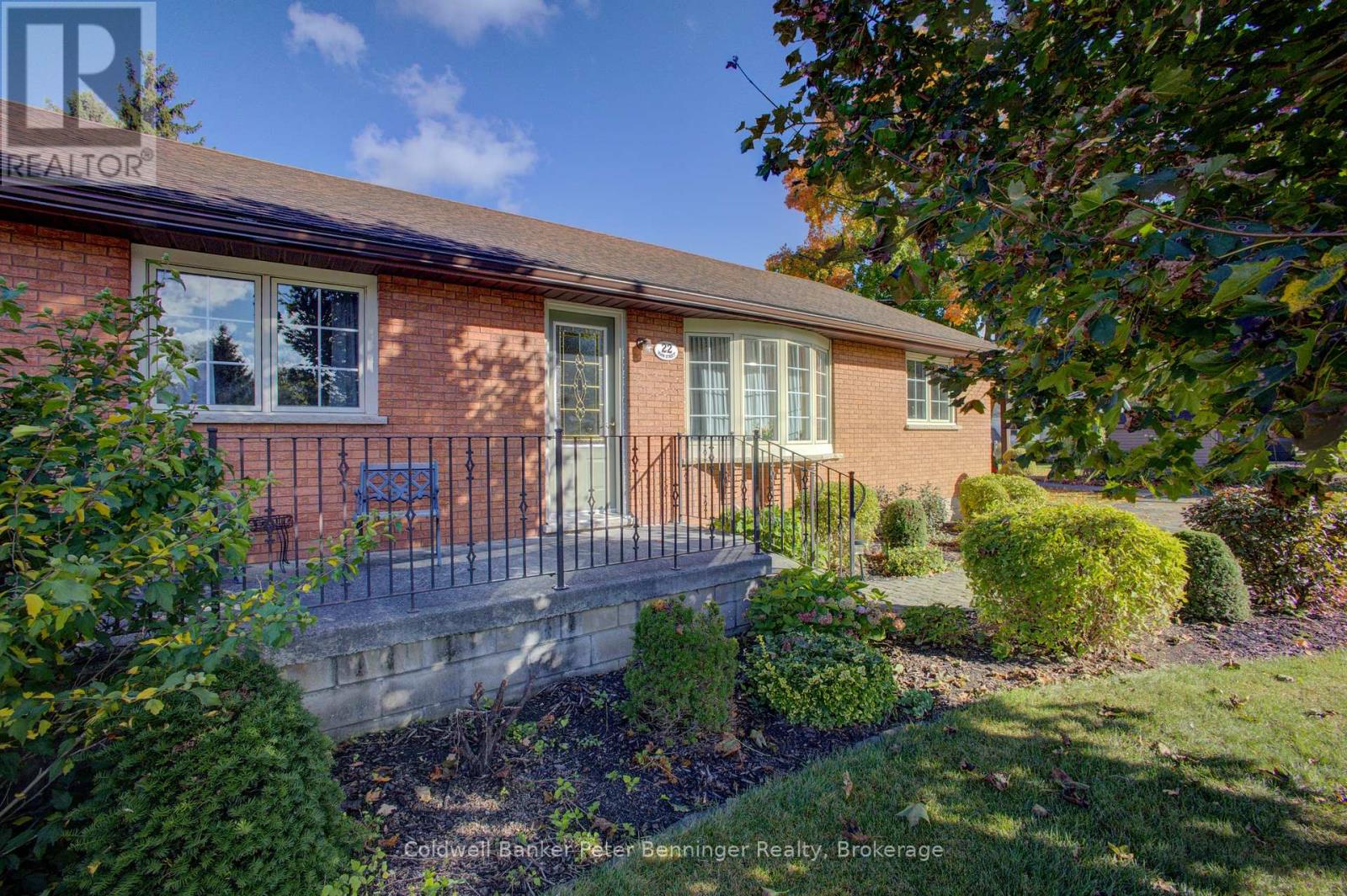 22 John Street, Arran-Elderslie, Ontario  N0H 2N0 - Photo 5 - X12458419