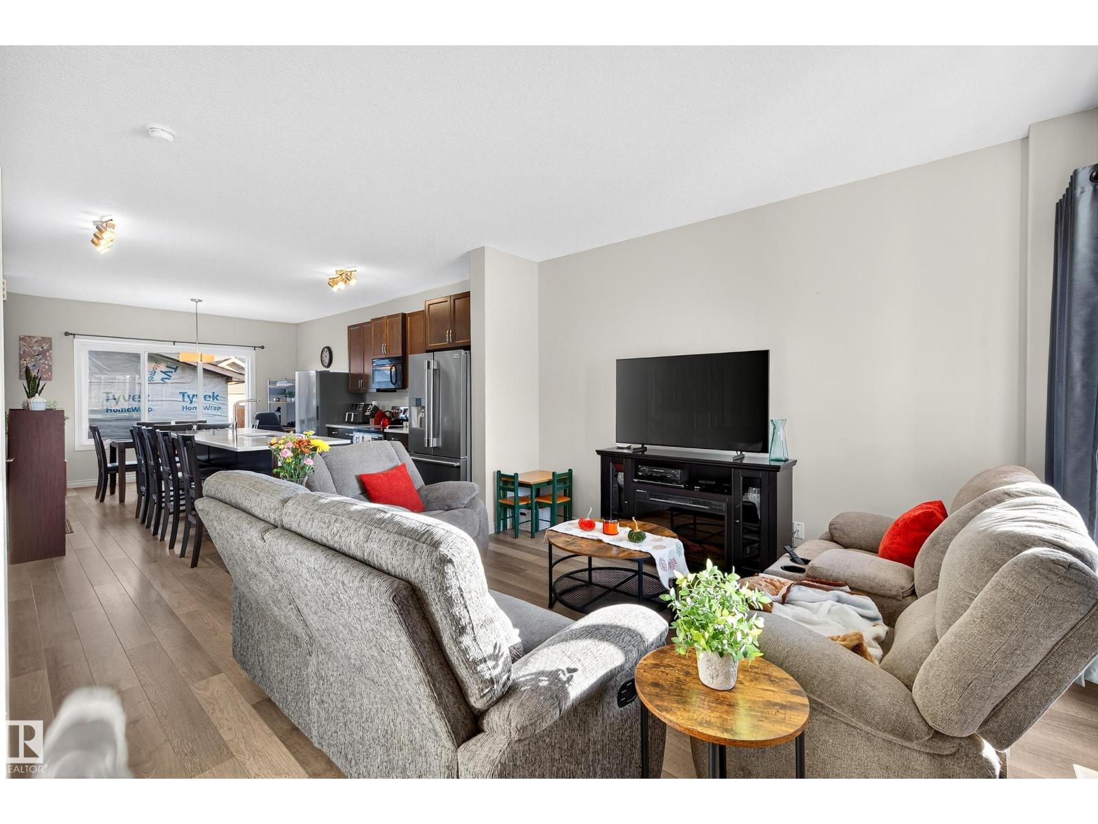 3606 48 Av, Beaumont, Alberta  T4X 2B5 - Photo 7 - E4461830