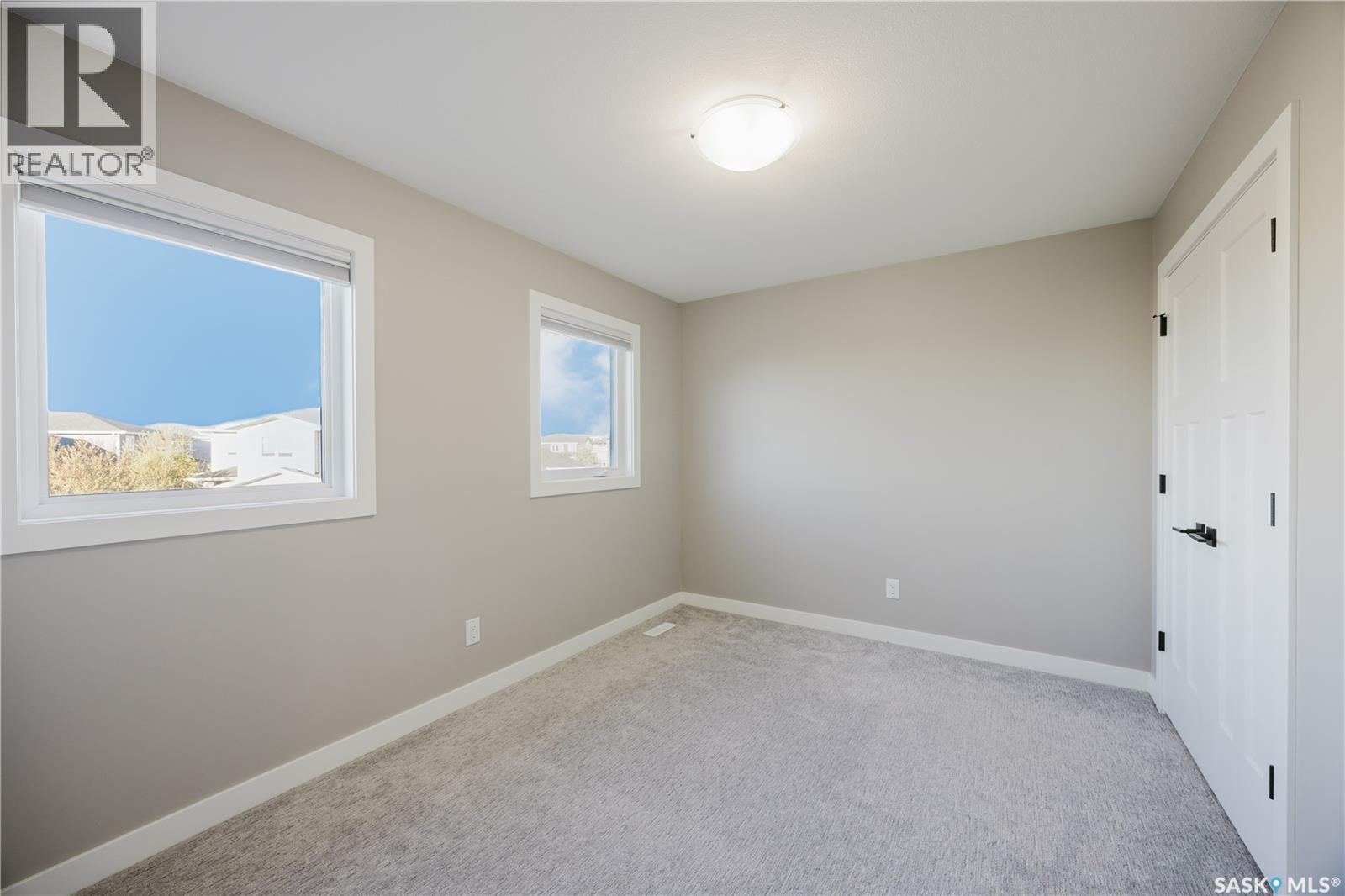 522 Dubois Manor, Saskatoon, Saskatchewan  S7V 0R2 - Photo 28 - SK020533