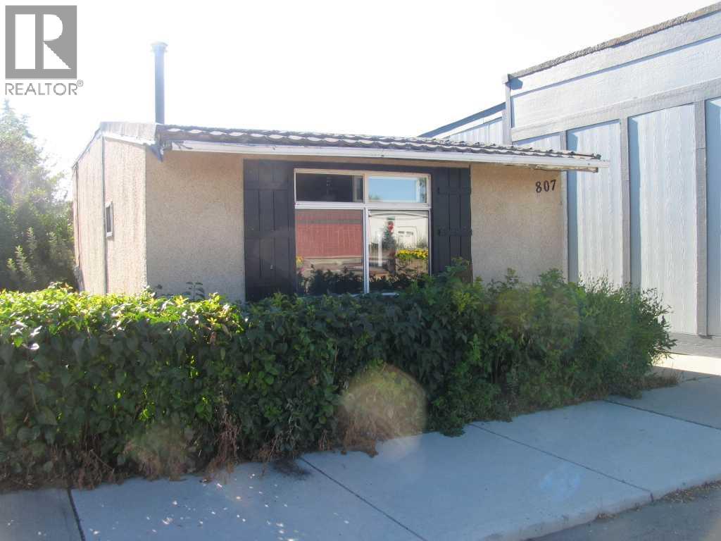 807 Broadway Street, Standard, Alberta  T0J 3G0 - Photo 1 - A2250828