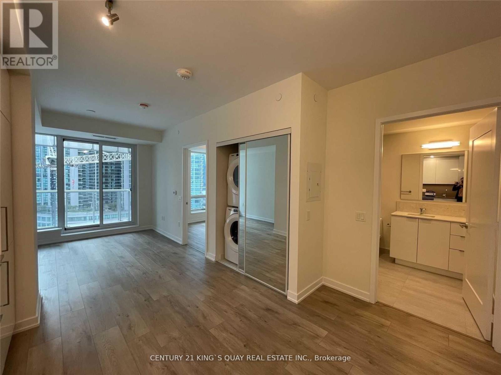 903 - 28 Freeland Street, Toronto, Ontario  M5E 0E3 - Photo 3 - C12458392