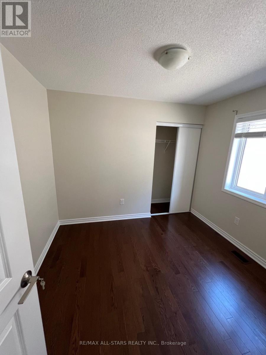 12 Westfield Drive, Whitby, Ontario  L1P 0E9 - Photo 12 - E12458388