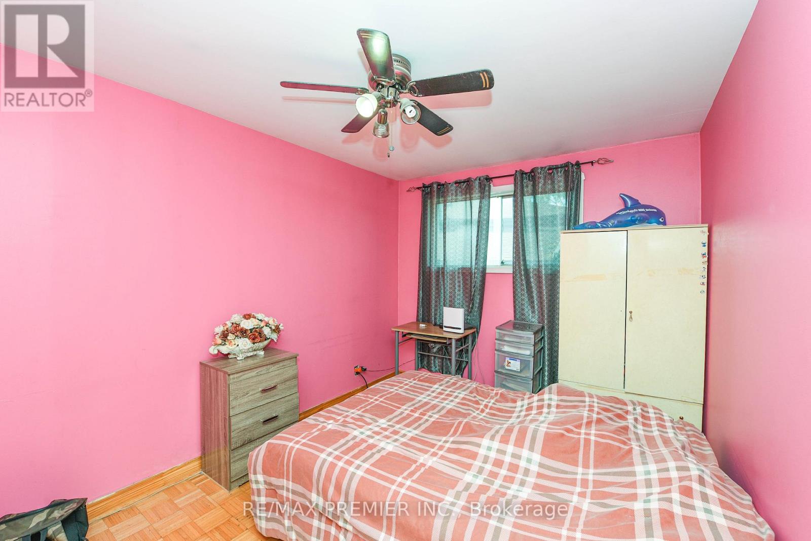35 Taysham Crescent, Toronto, Ontario  M9V 1X1 - Photo 19 - W12454132