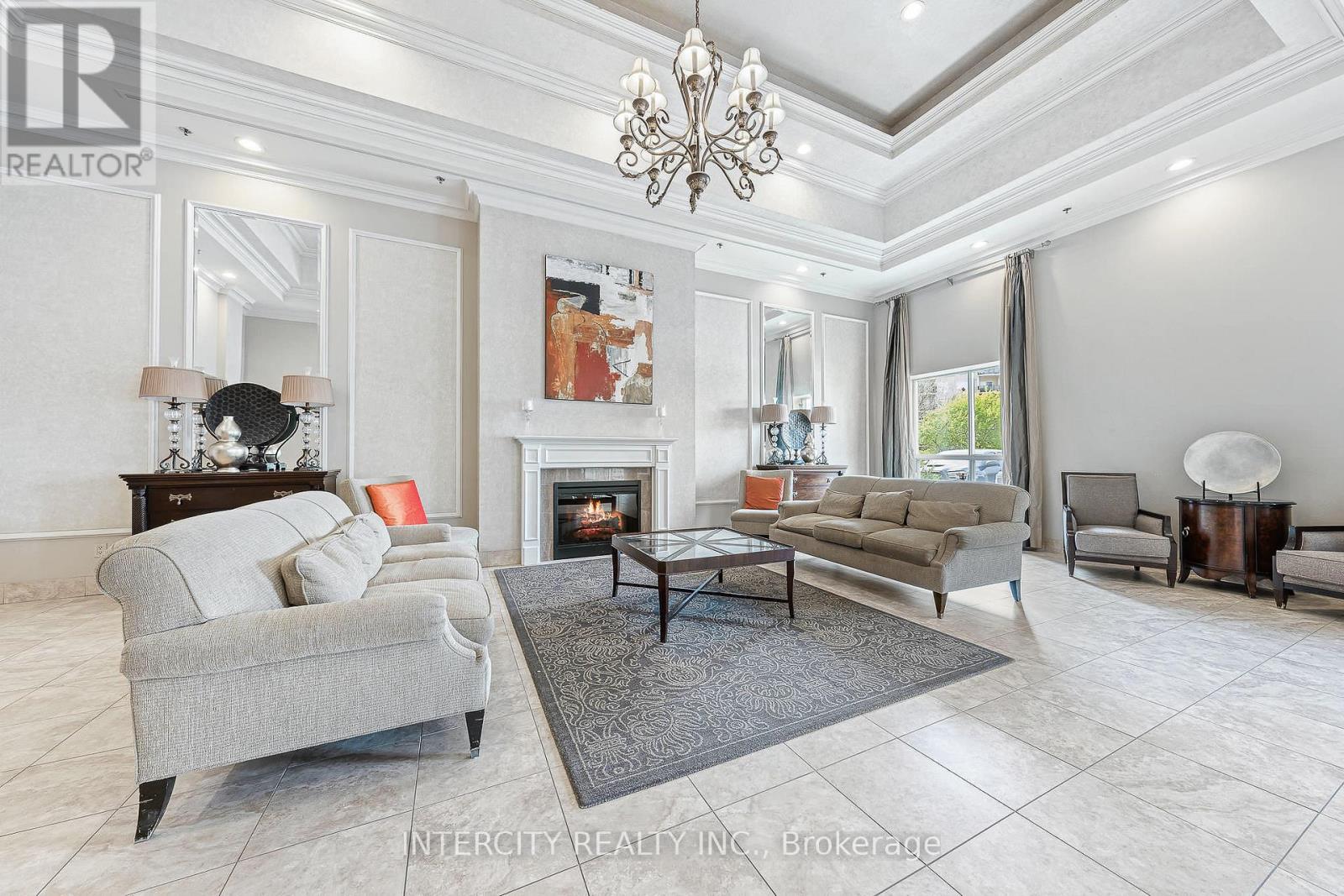 520 - 8 Maison Parc Court, Vaughan, Ontario  L4J 9K5 - Photo 6 - N12458393