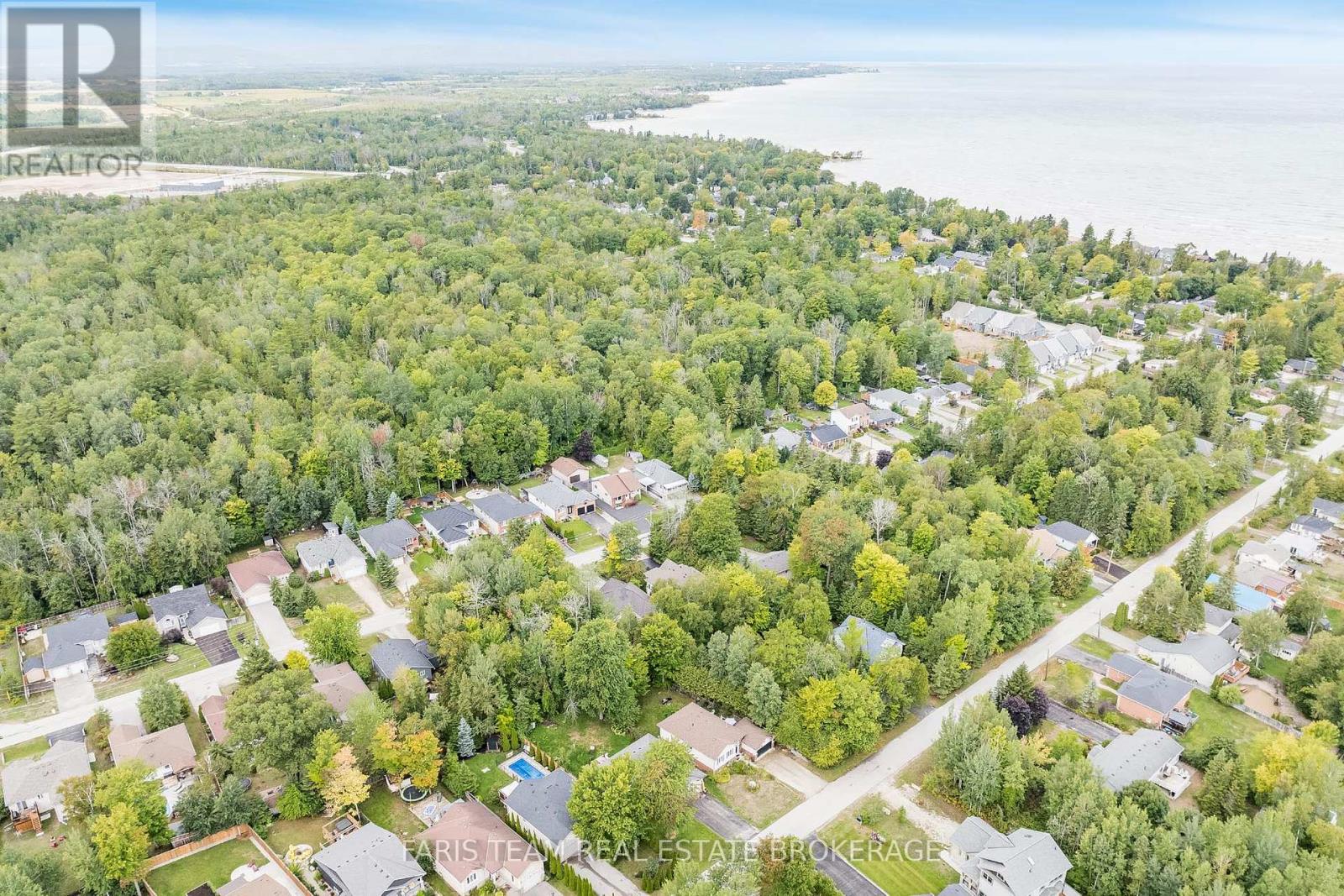 75 62nd Street S, Wasaga Beach, Ontario  L9Z 1V5 - Photo 31 - S12458417
