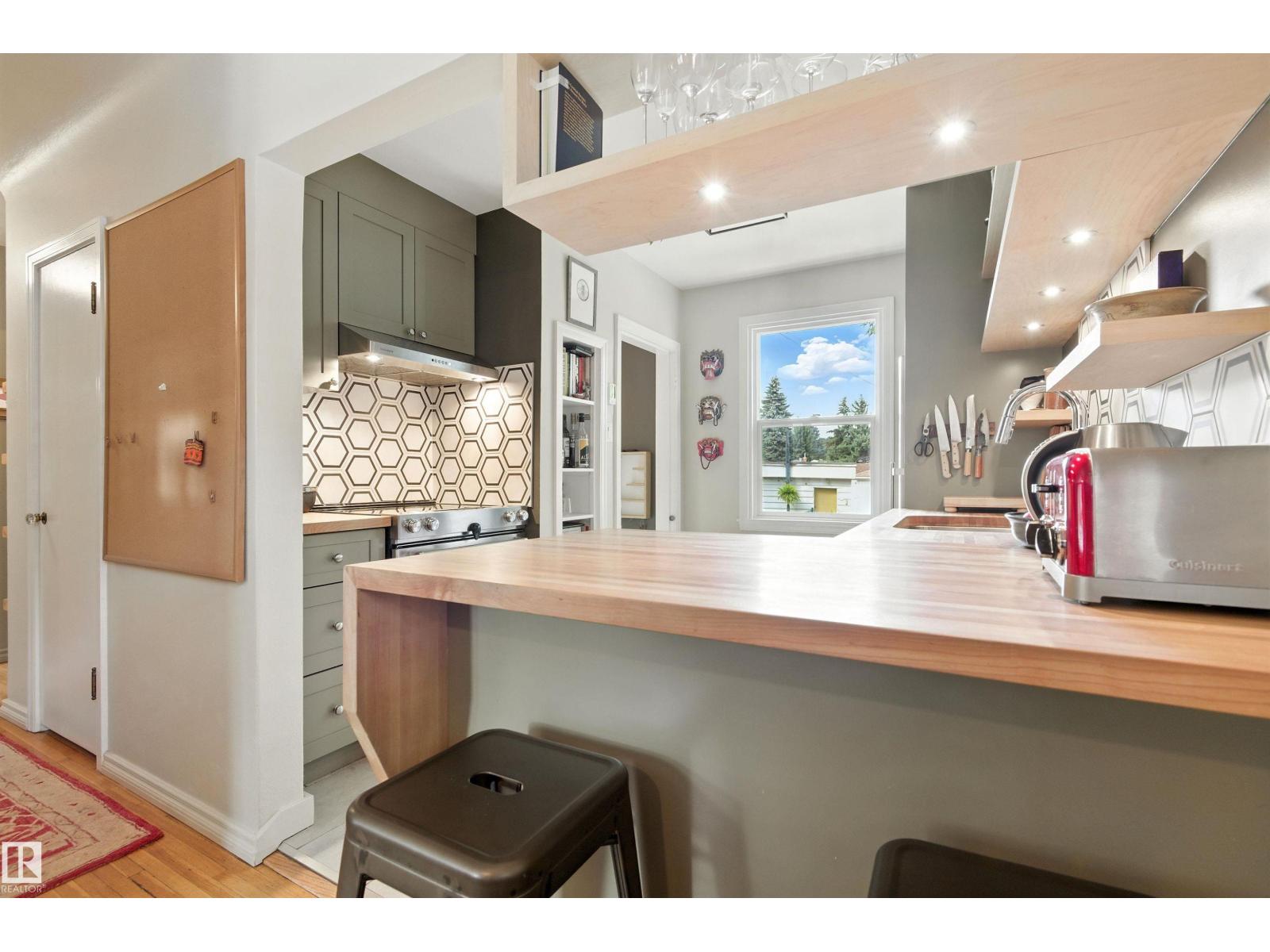 7744 86 Av Nw Nw, Edmonton, Alberta  T6C 1H8 - Photo 8 - E4456205