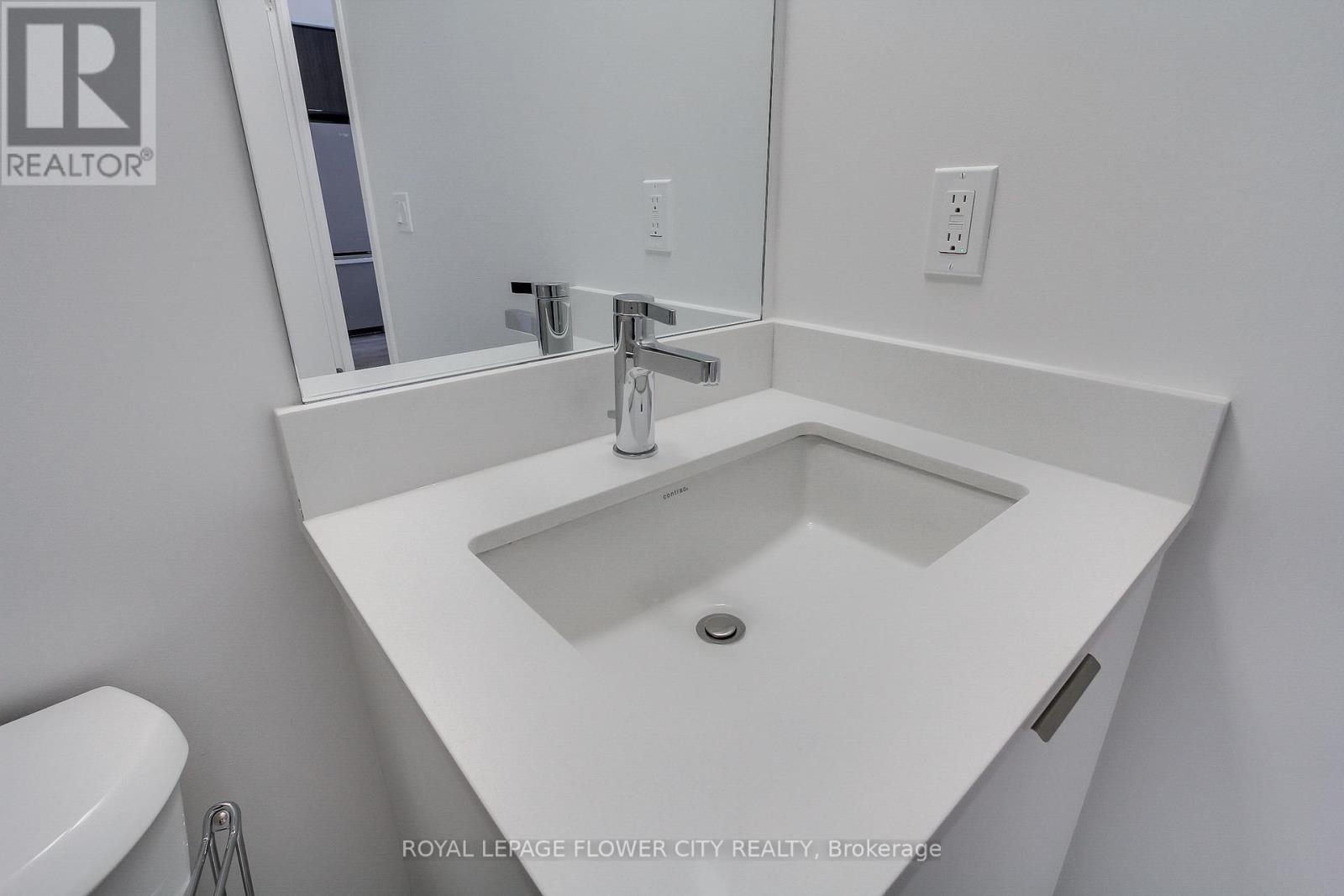 1506 - 202 Burnhamthorpe Road E, Mississauga, Ontario  L5A 0B2 - Photo 30 - W12458396
