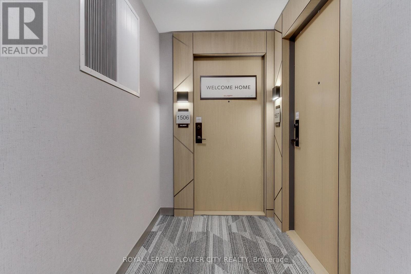 1506 - 202 Burnhamthorpe Road E, Mississauga, Ontario  L5A 0B2 - Photo 6 - W12458396