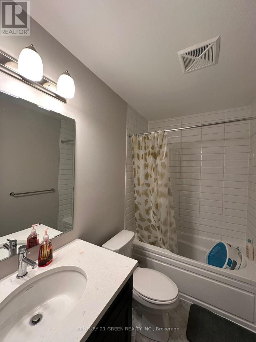 520 - 480 Gordon Krantz Boulevard, Milton, Ontario  L9E 1Z4 - Photo 6 - W12458401