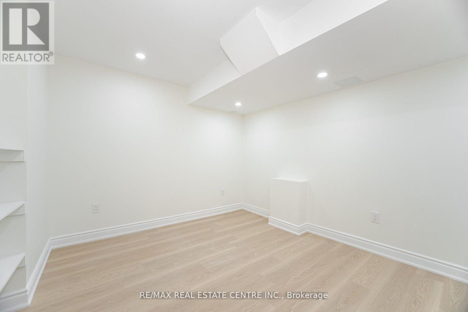 Lower - 351 Greenless Circle, Milton, Ontario  L9T 0X2 - Photo 21 - W12458412