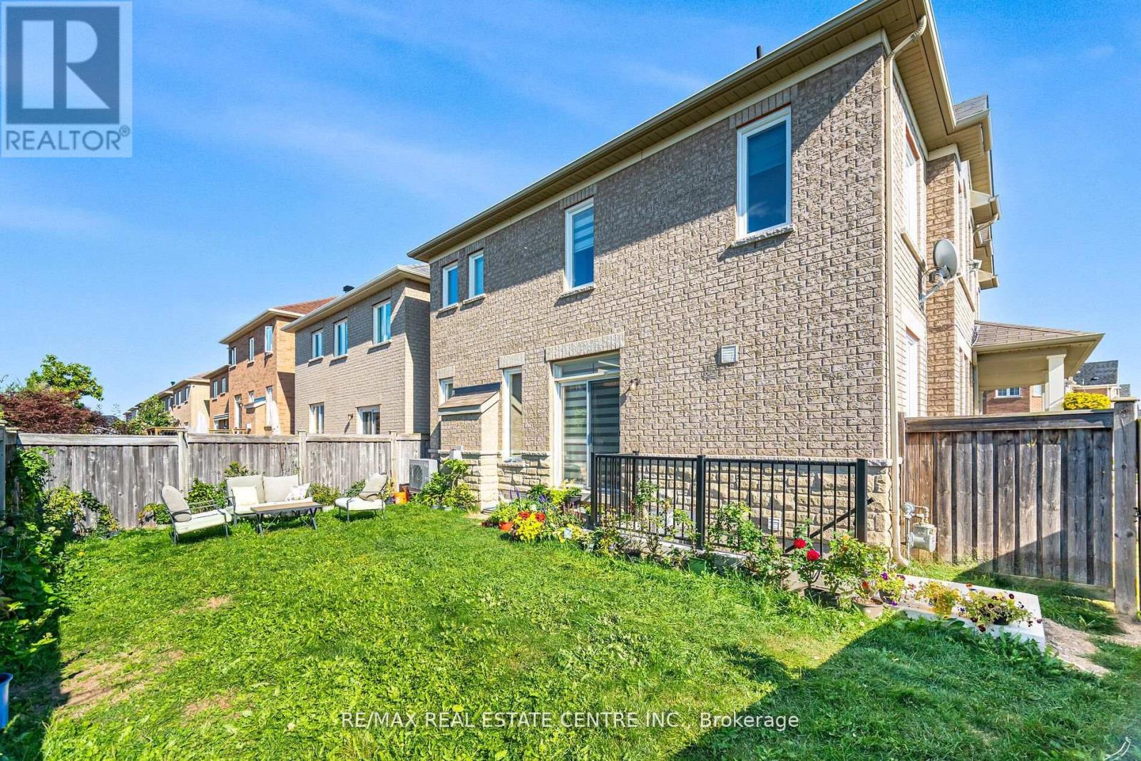 Lower - 351 Greenless Circle, Milton, Ontario  L9T 0X2 - Photo 26 - W12458412