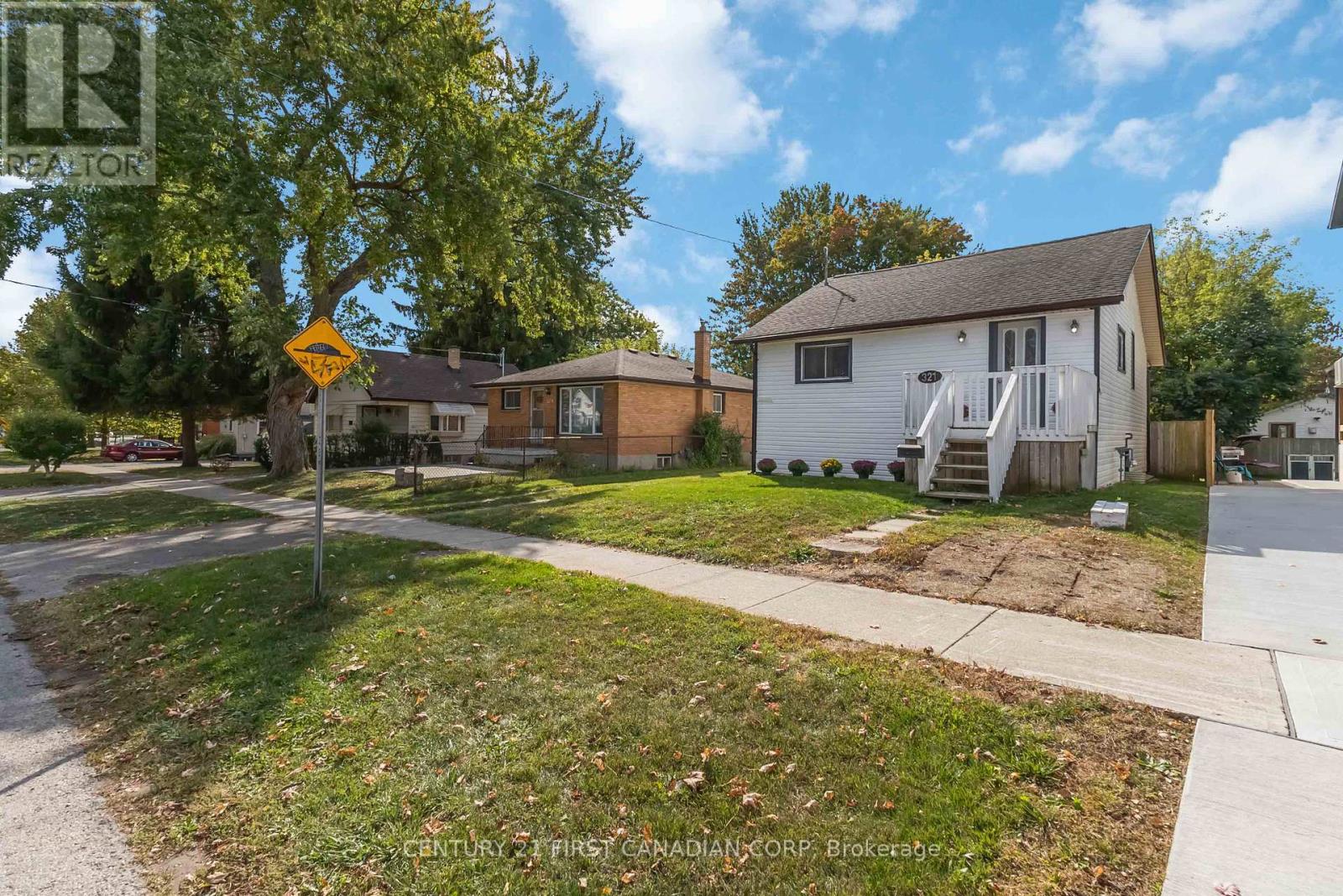 321 Edmonton Street, London East, Ontario  N5W 4X3 - Photo 2 - X12458433