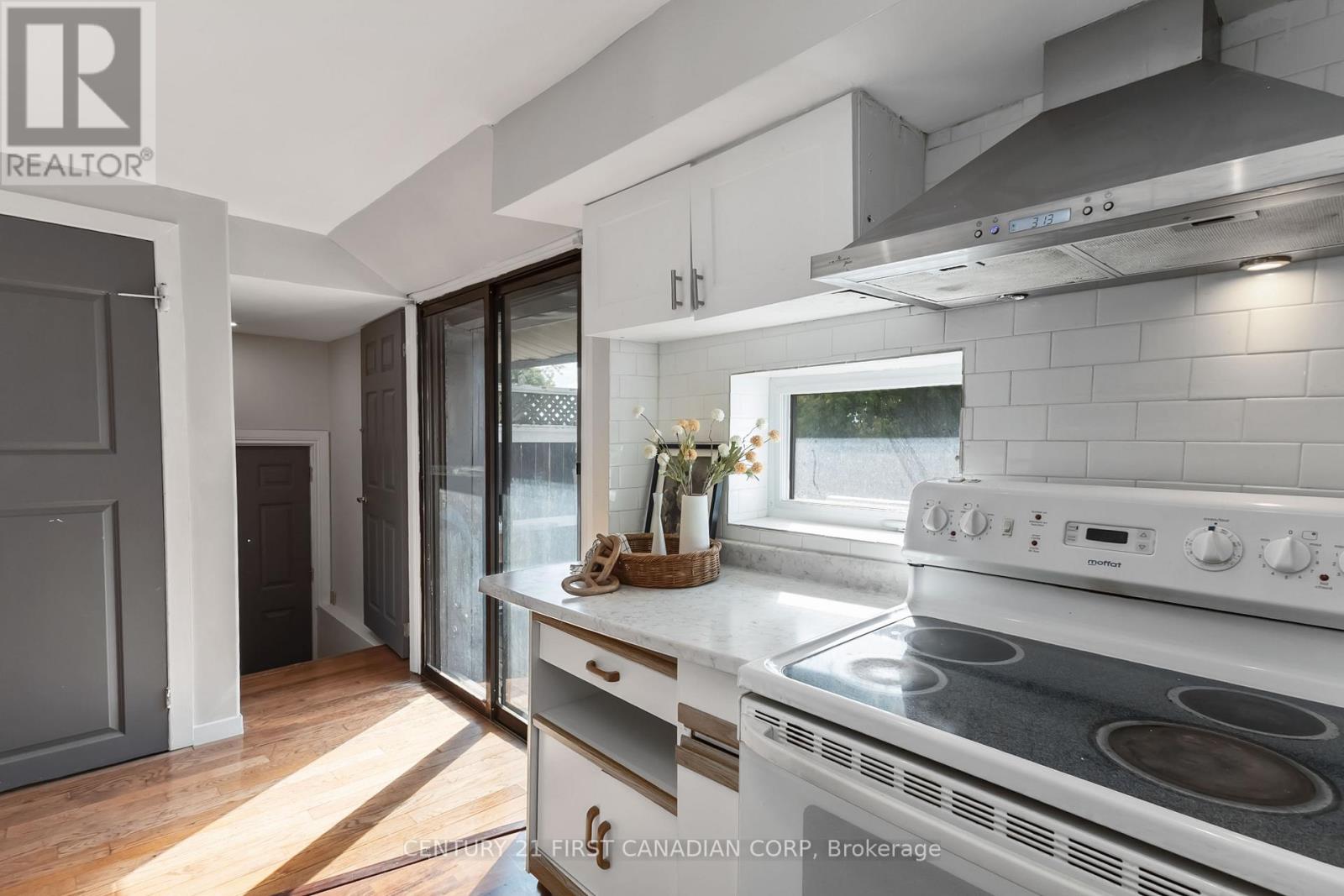 321 Edmonton Street, London East, Ontario  N5W 4X3 - Photo 28 - X12458433