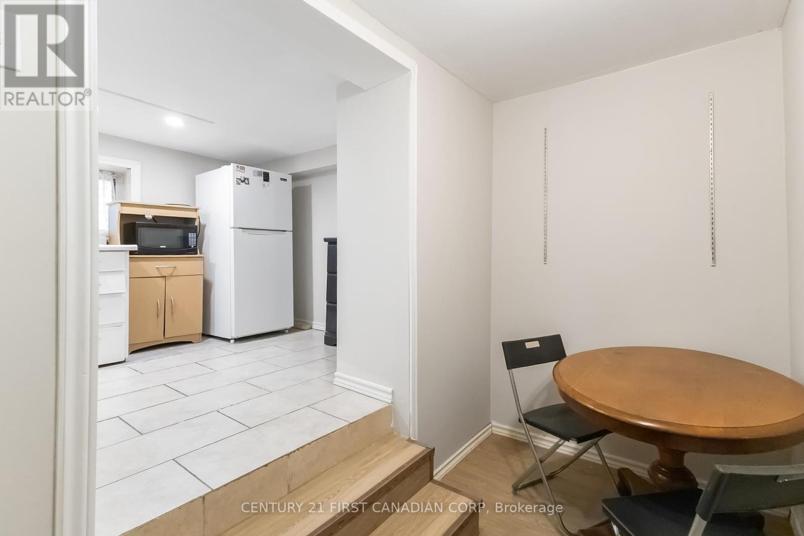 321 Edmonton Street, London East, Ontario  N5W 4X3 - Photo 33 - X12458433