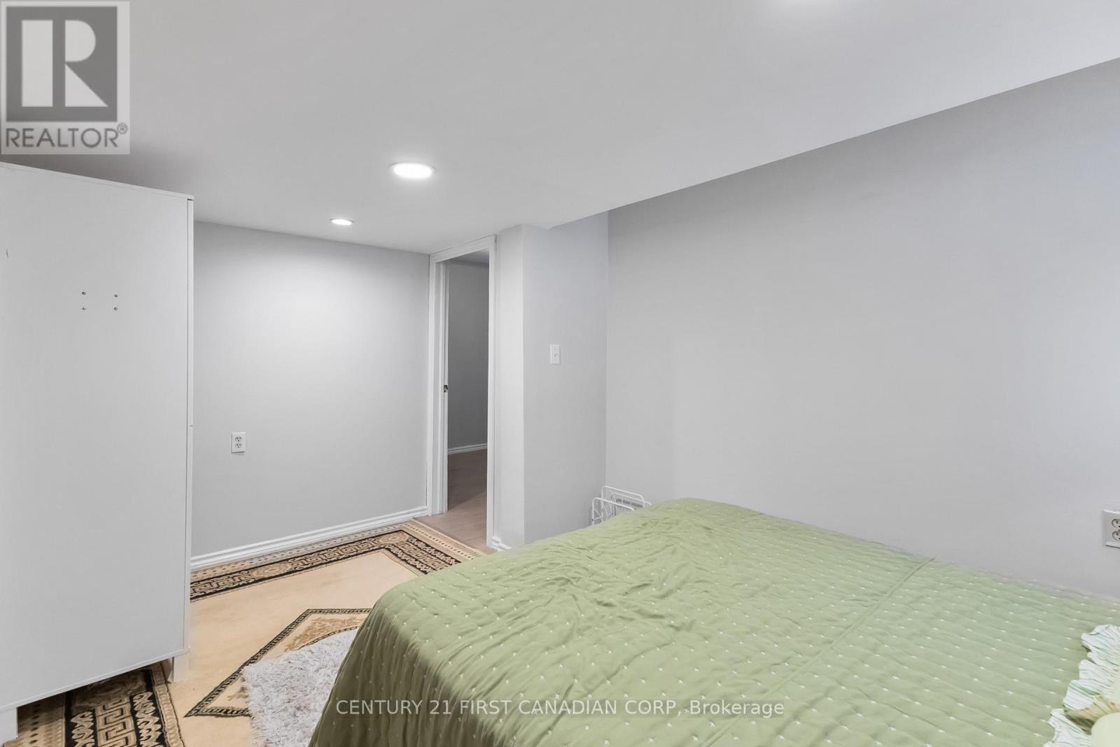 321 Edmonton Street, London East, Ontario  N5W 4X3 - Photo 40 - X12458433