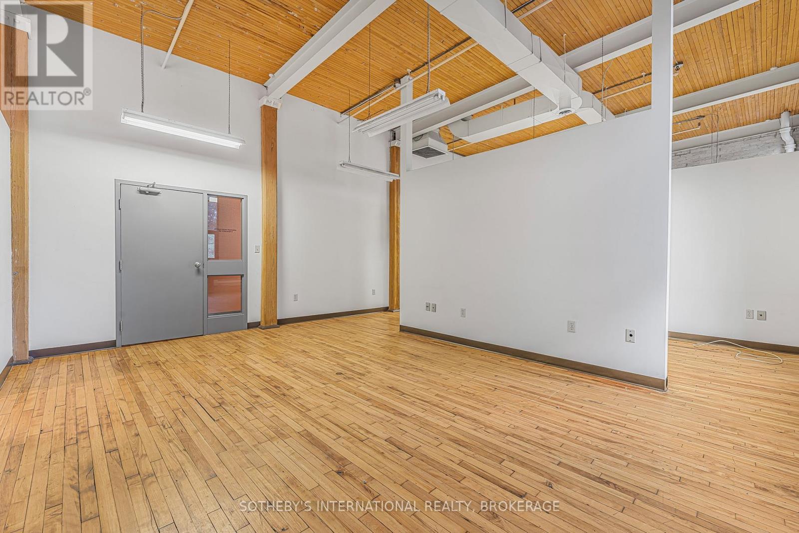 209 - 243 Church Street, St. Catharines, Ontario  L2R 3E8 - Photo 13 - X12449709