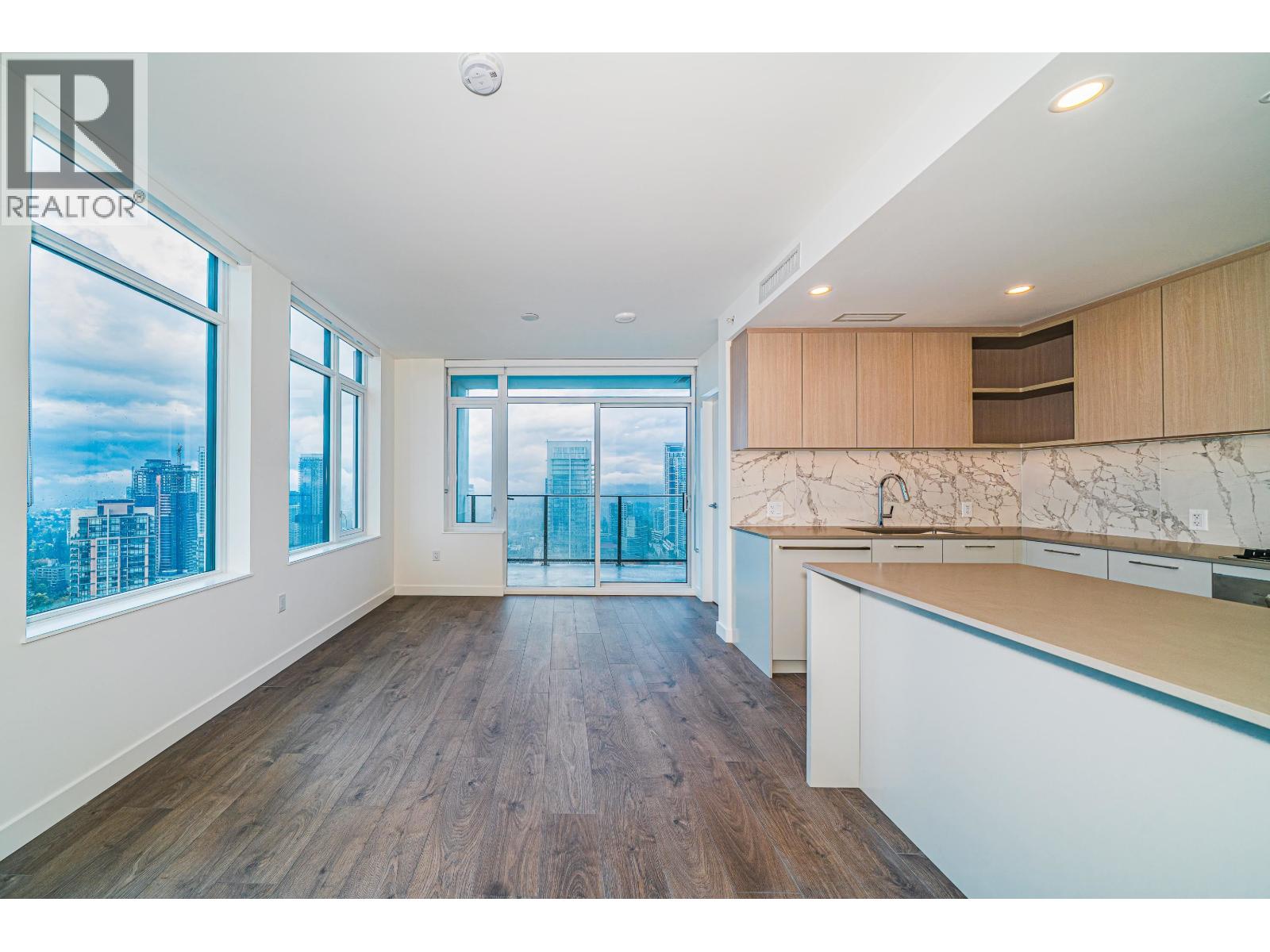 3506 6468 Willingdon Avenue, Burnaby, British Columbia  V5H 0L3 - Photo 3 - R3057693