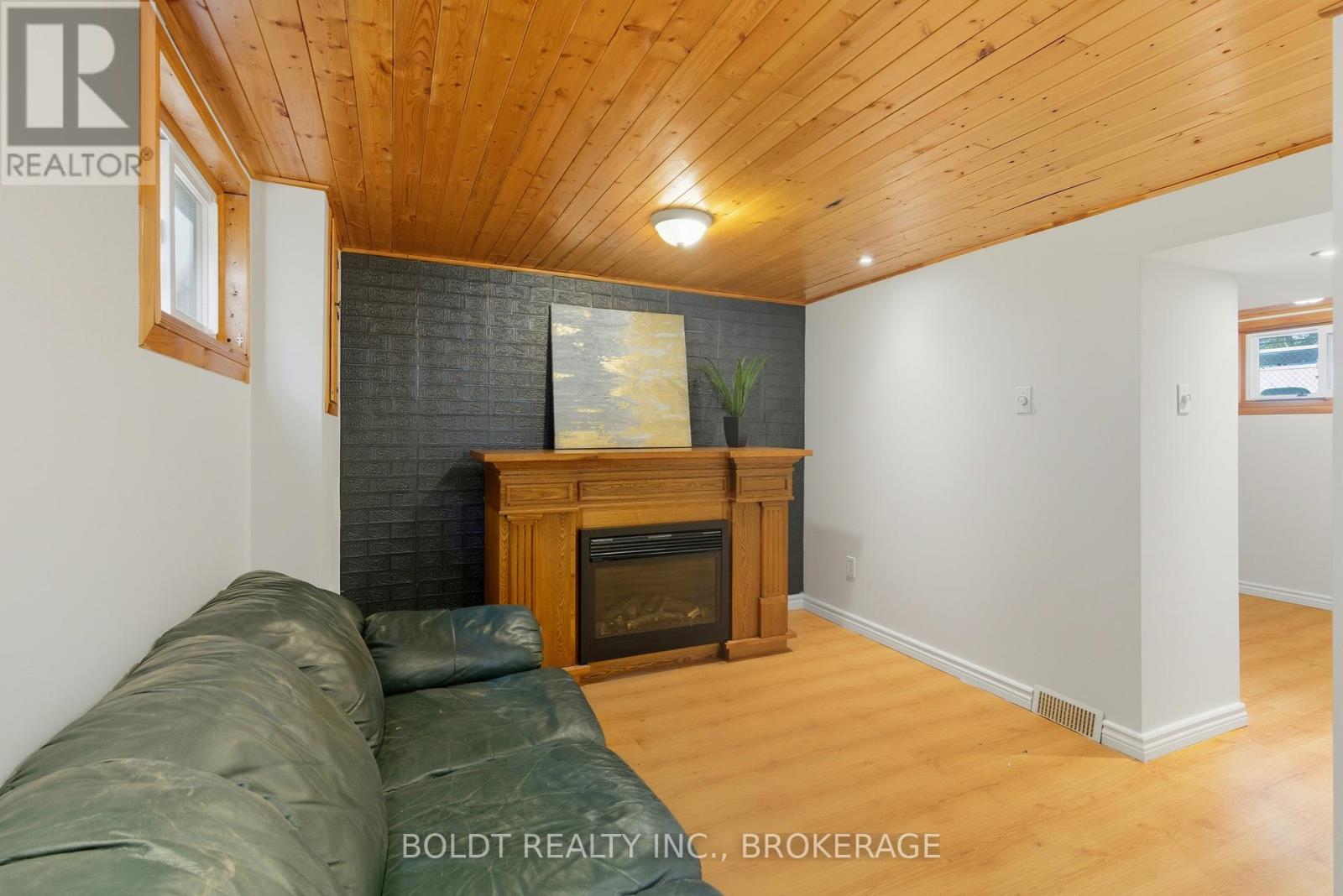 26 Currie Street, St. Catharines, Ontario  L2M 5M6 - Photo 29 - X12458444