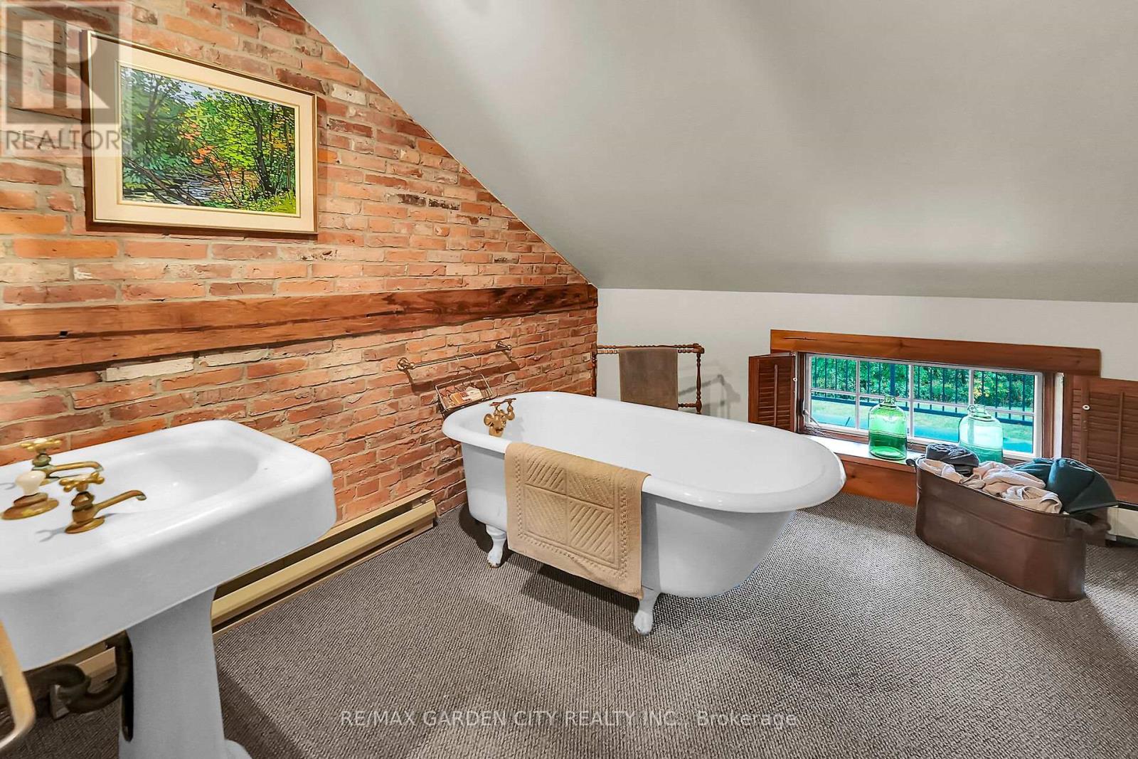 2432 Seburn Road, Thorold, Ontario  L0S 1E6 - Photo 20 - X12458445